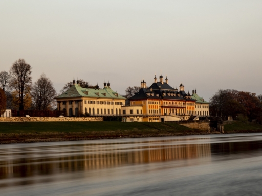 The castle and the park in Pillnitz invite you to stroll. Water and mountain palaces were created by order of August the Strong. Buildings and parks were the summer residence of the Saxon court until 1918. The gondola in which members of the court traveled on the Elbe to festivities, as well as the oldest camellia tree in Europe, at around 245 years old, can still be discovered in the park today. Shortly after Pillnitz - in Söbrigen - the Dresden Elbe Valley ends and the waterway takes you in the direction of Saxon Switzerland.