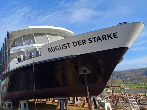 Bug August der Starke Salonschiff